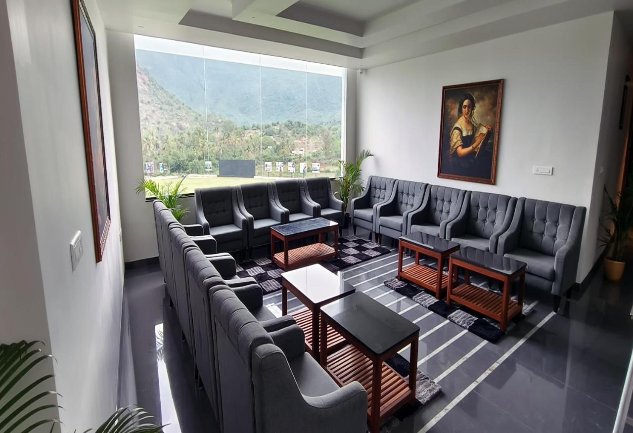 Forest Meadows Resort -Swiss In Salem Luaran gambar